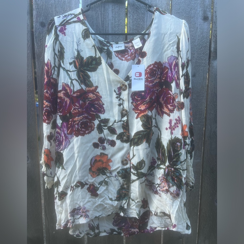 Women’s blouse, woven printed with floral pattern